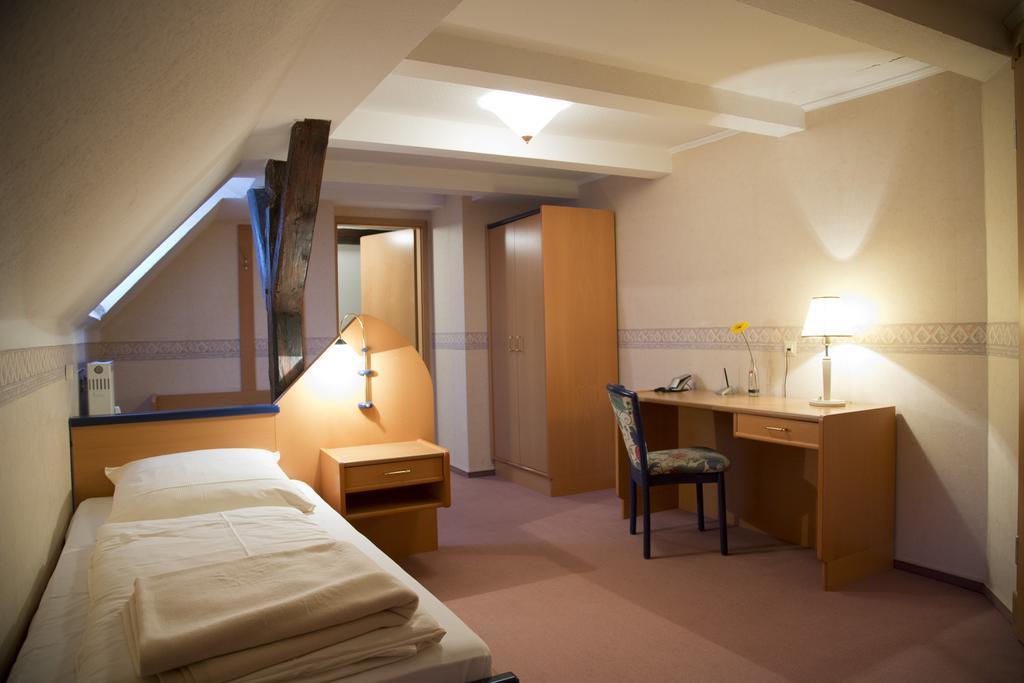 Hotel Garni Promenade Weissenhorn Quarto foto